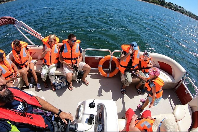 Boat tours in the Óbidos Lagoon - A relaxed outing for families and mixed groups