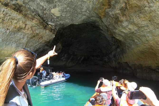 Boat trip to the caves of Benagil - Weather, comfort, and safety