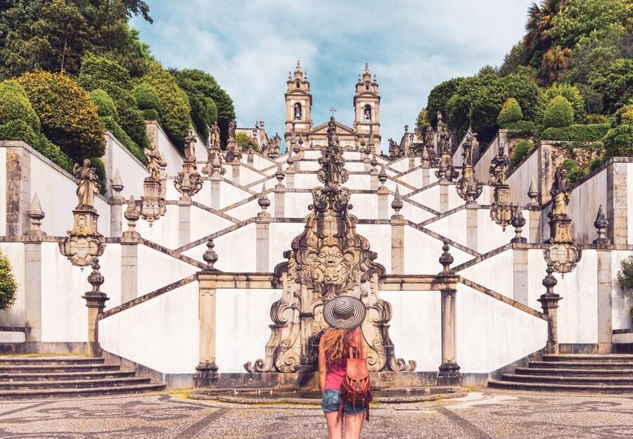 Braga & Guimarães Tour: Small Historical Group Tour - Braga’s center, cathedral, and religious story