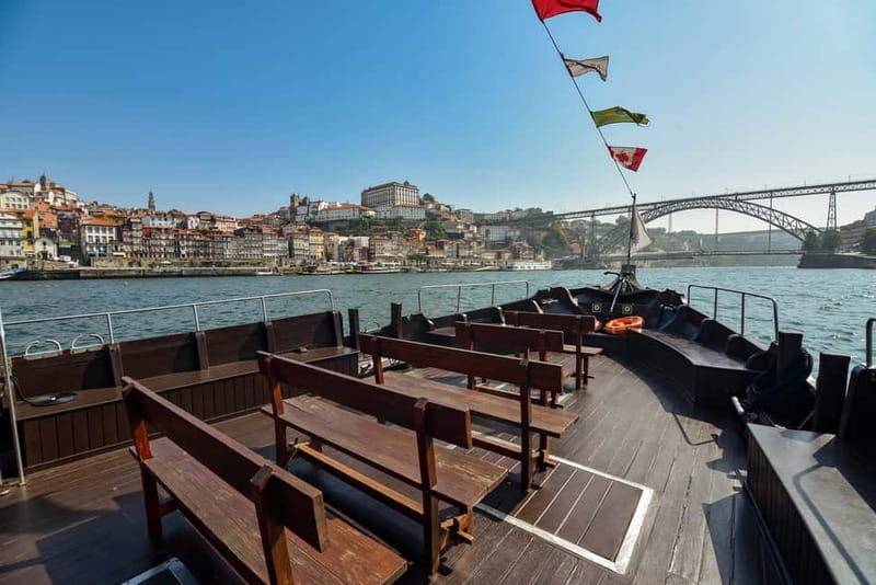 Bridges Cruise with World of Discoveries or Sunset Option - Seeing Porto from Ribeira to Ponte da Arrábida