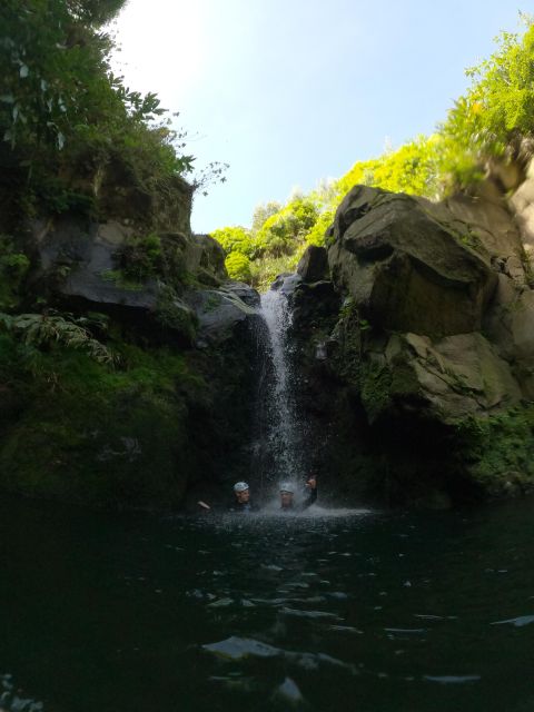 Canyoning in Ribeira dos Caldeirões - Why Ribeira dos Caldeirões makes a fine canyoning setting