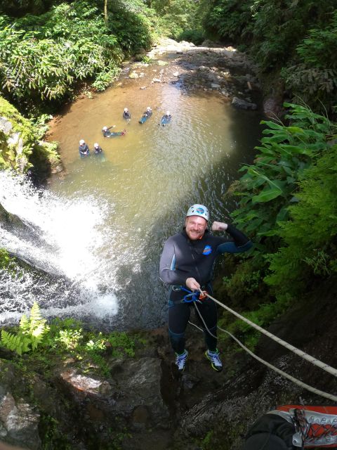 Canyoning in Ribeira dos Caldeirões - Six waterfalls and a varied route