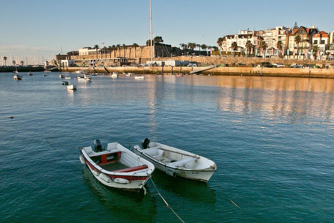 Cascais: Glamour and Decay by The Lisbon Coastline - Private Tour - Casa de Santa Maria and the work of Raul Lino