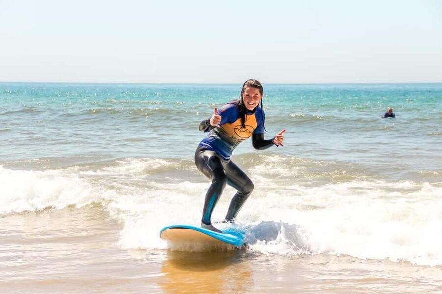 Cascais: Local Surf Experience - Small groups and personal coaching
