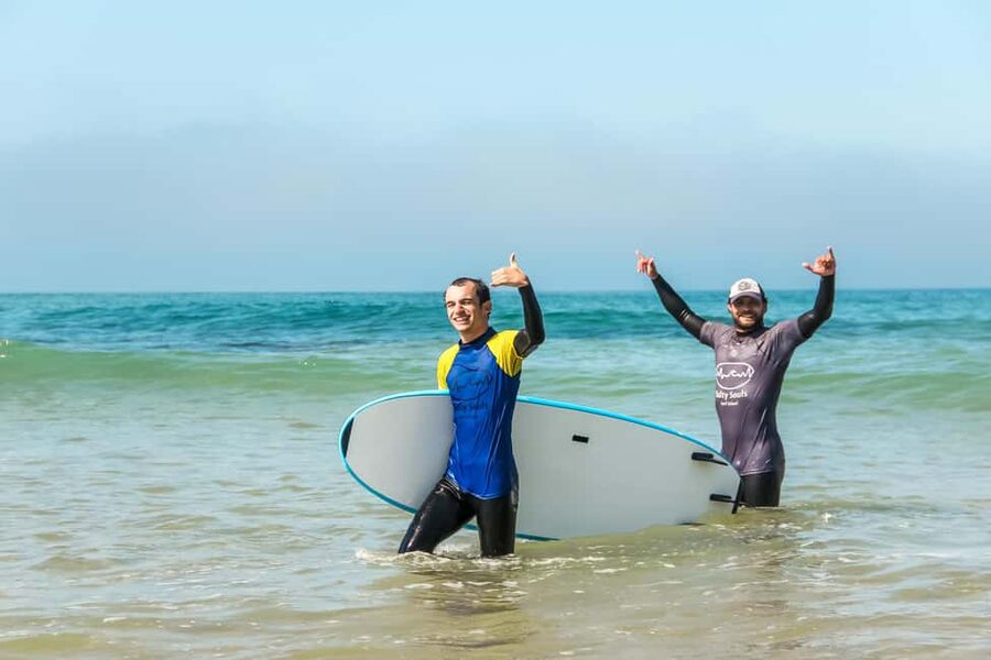 Cascais: Local Surf Experience - Who should book this experience