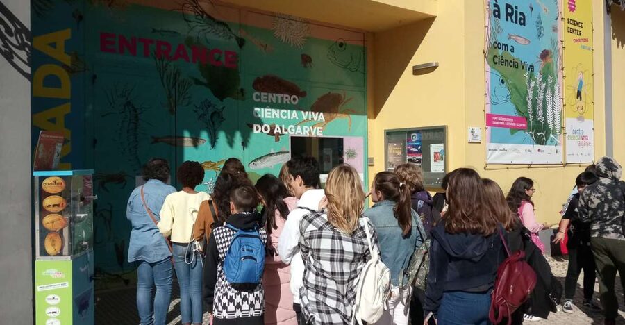 CCVAlgarve Individual Ticket - Finding the entrance by the castle walls
