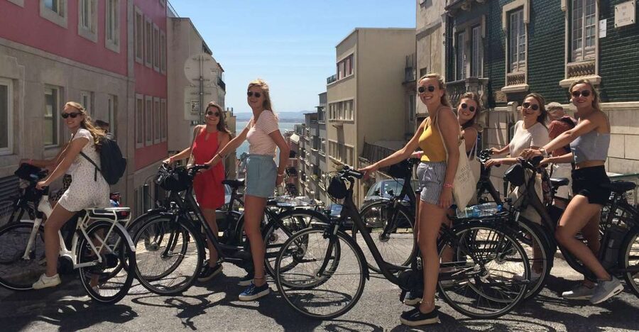 Central Lisbon 3-Hour Guided E-Bike Tour - Bikes, helmets, safety, and comfort