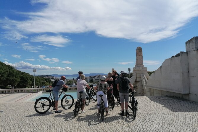 Central Lisbon E-Bike Tour - Starting high at Parque Eduardo VII