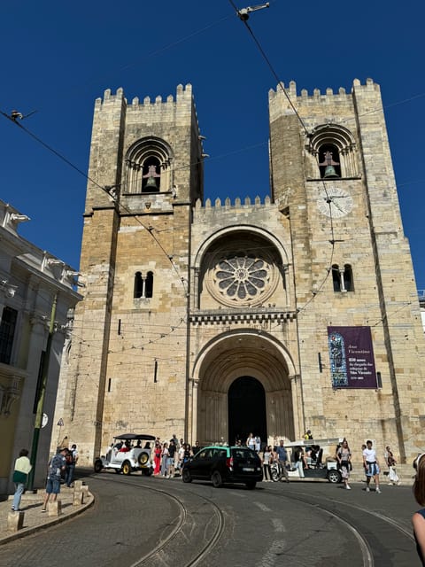 City Highlights Eco Tuk Tours - Graça and Senhora do Monte