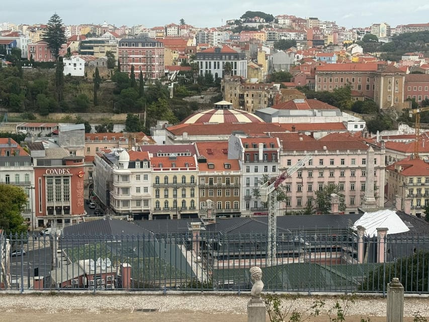 City Highlights Eco Tuk Tours - Through Alfama’s narrow streets