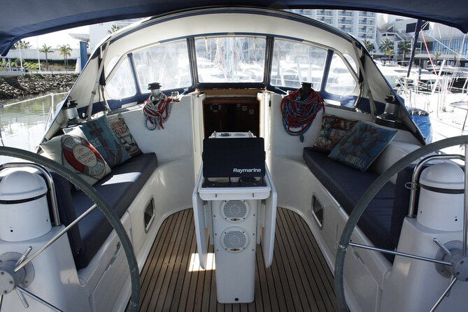 Coastal Tour on a Luxury Sailing Yacht From Vilamoura - Drinks, Snacks, Music, and Time in the Water
