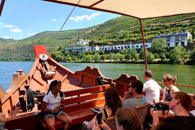 Complete Douro Valley Wine Tour with Lunch, Wine Tastings and River Cruise - Why the Douro Valley makes a worthwhile day trip from Porto