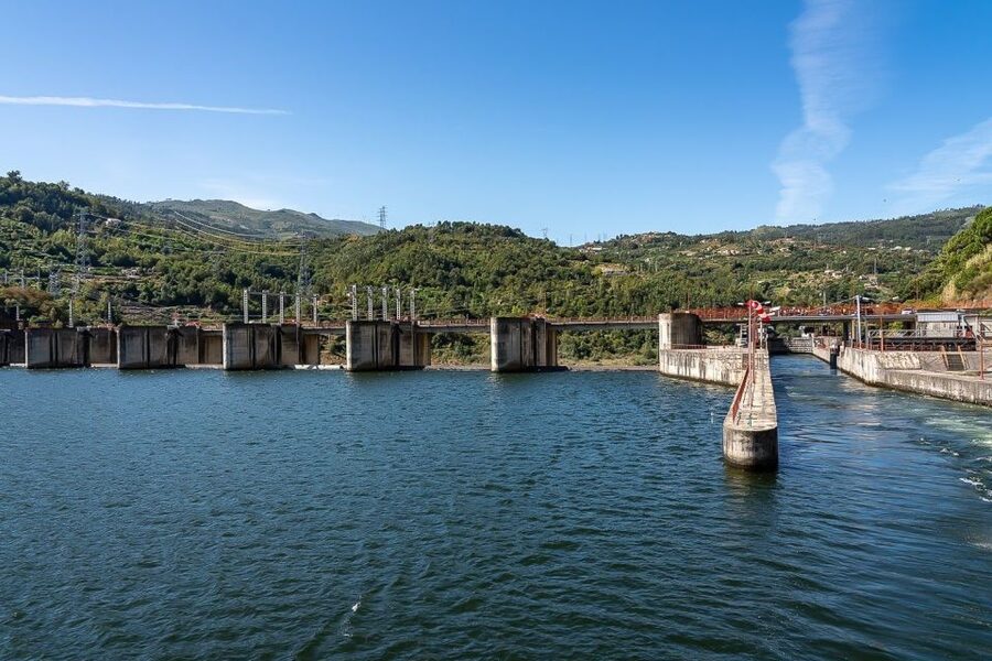 Day Cruise from Porto to Pinhão with Breakfast and Lunch - Key points to know before booking