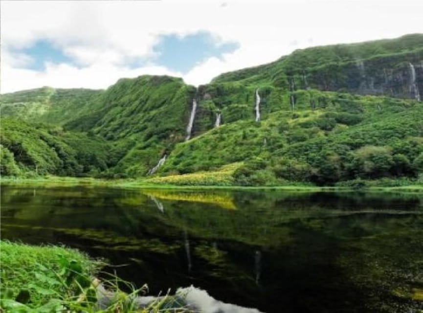 Discover Flores – Full-Day Tour | Island of Your Dreams - Lunch in Fajã Grande, with time to reset