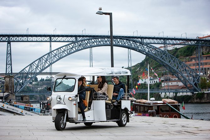 Discover Porto's Highlights on a 2-Hour Private Electric Tuk Tuk - Palácio de Cristal Gardens finish with space and views