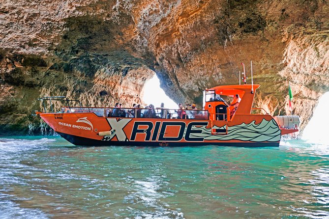 Dolphin Watching and Caves Cruise - Searching for dolphins in the Algarve
