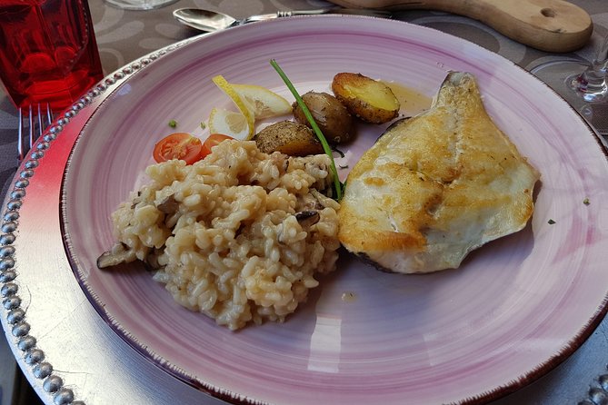 Douro Valley Wine Tour: 3 Vineyard Visits, Wine Tastings, Lunch - Why this Douro Valley day trip works