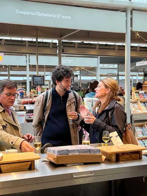 Eat your way through Porto! - The first restaurant: Portuguese food with its backstory