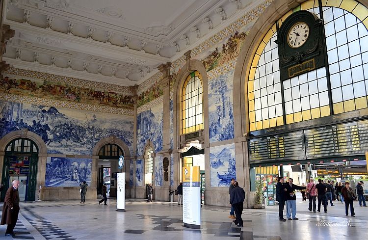 Essential Porto Walking Tour - Reaching Ribeira and the Douro River