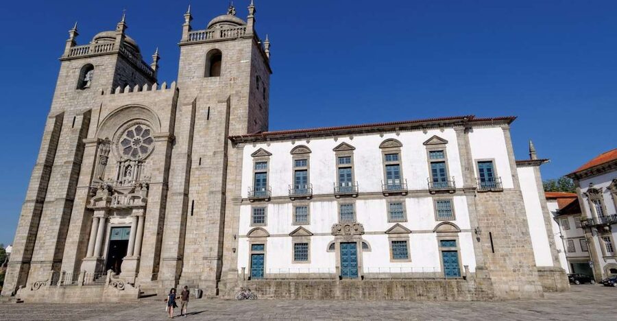 Essential Porto Walking Tour - A relaxed format for families and mixed-age groups