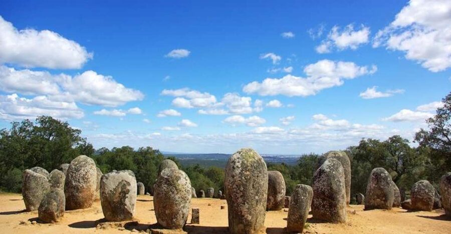 Évora and Megaliths Full-Day Tour from Lisbon - Why combine Évora with ancient stones?