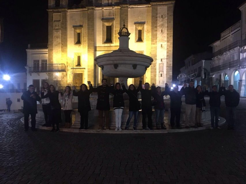 Évora: Private tour with entrance tickets to main monuments - Key points at a glance