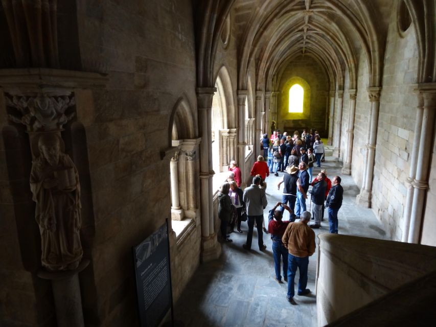 Évora: Private tour with entrance tickets to main monuments - The Chapel of Bones and Évora’s darker lesson