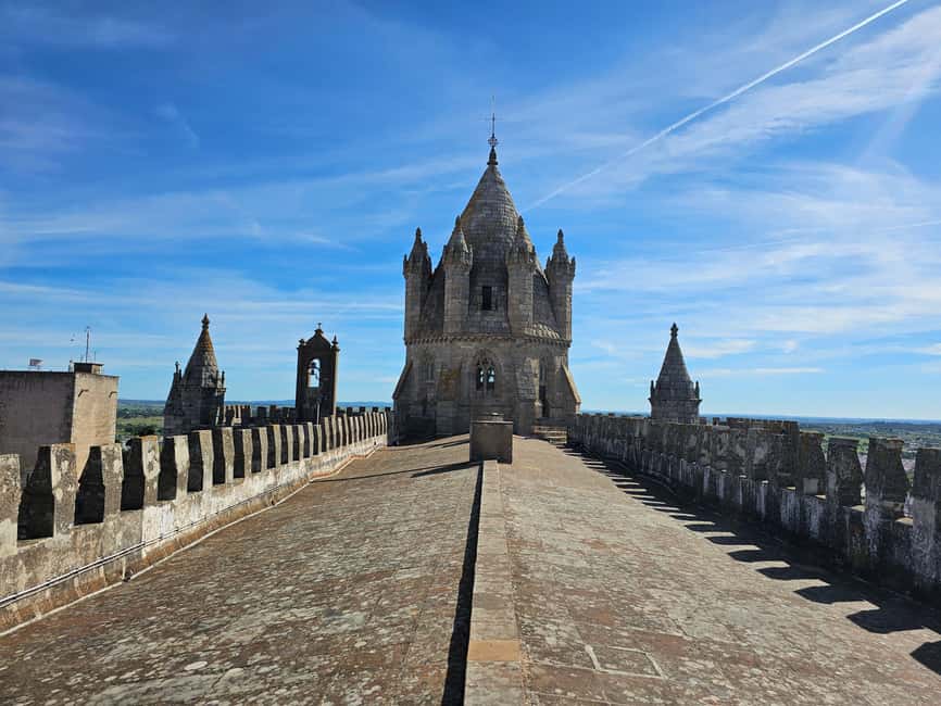 Évora (with Sé & Bones), Evoramonte & Arraiolos: From Lisbon - Roman stones in the heart of Évora