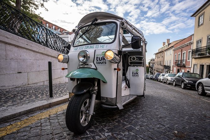 Express Lisbon | City Center and Old Town Tuk Tuk Tour - The guides make or break a short tour