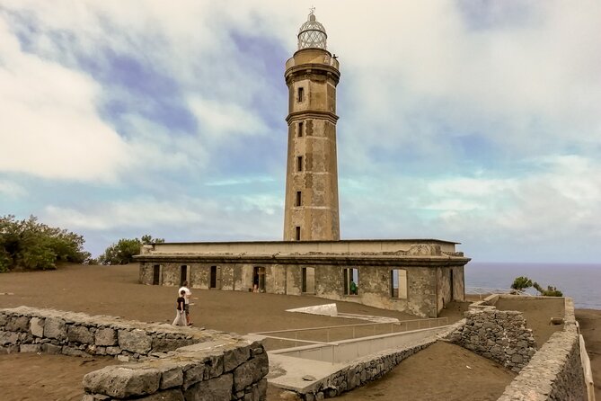 Faial Island: Full Day Tour – Nature and Local Culture - One hour at Capelinhos, Faial’s unforgettable west