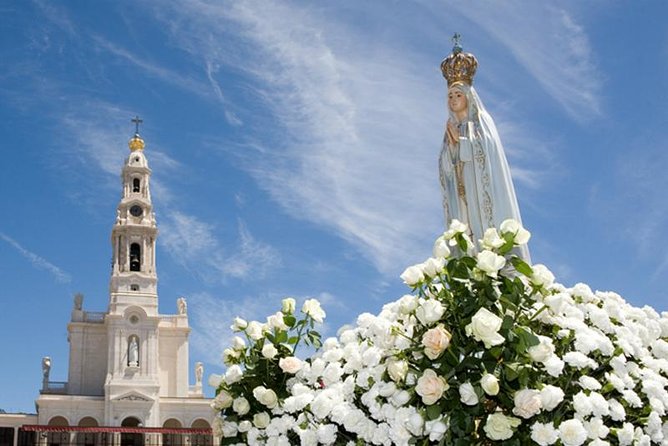 Faith and Heritage: Fátima, Batalha, Nazaré, Óbidos from Lisbon - Why this day trip works from Lisbon