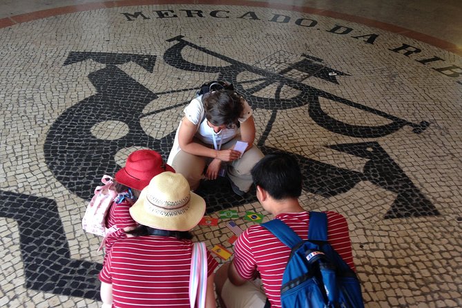Family Tour: Essential Lisbon - Finishing at Praça do Comércio