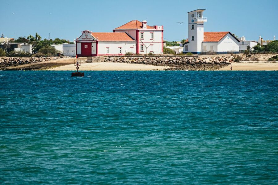 Faro: Deserta Island and Farol Island Catamaran Boat Trip - The first 45 minutes through the natural park