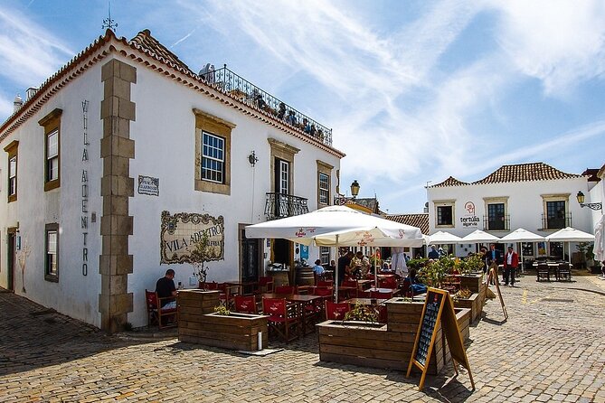 Faro Food Tour & Drinks and City highlights 10 Tastings - Arco da Vila, Faro’s grand gateway