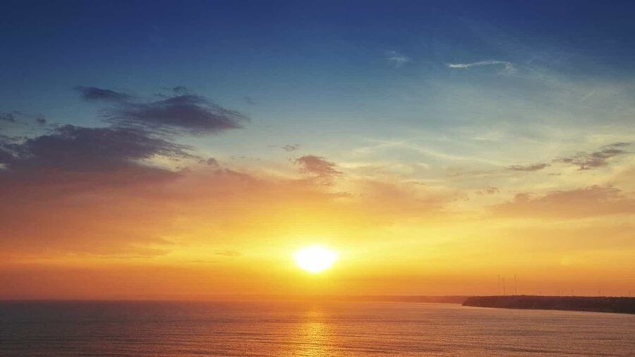 Faro: Ria Formosa Guided Sunset Tour by Catamaran - Practical details that affect your decision