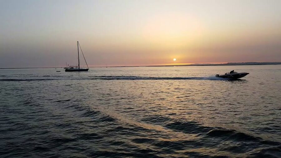 Faro: Ria Formosa Guided Sunset Tour by Catamaran - The viewpoint and the changing sky
