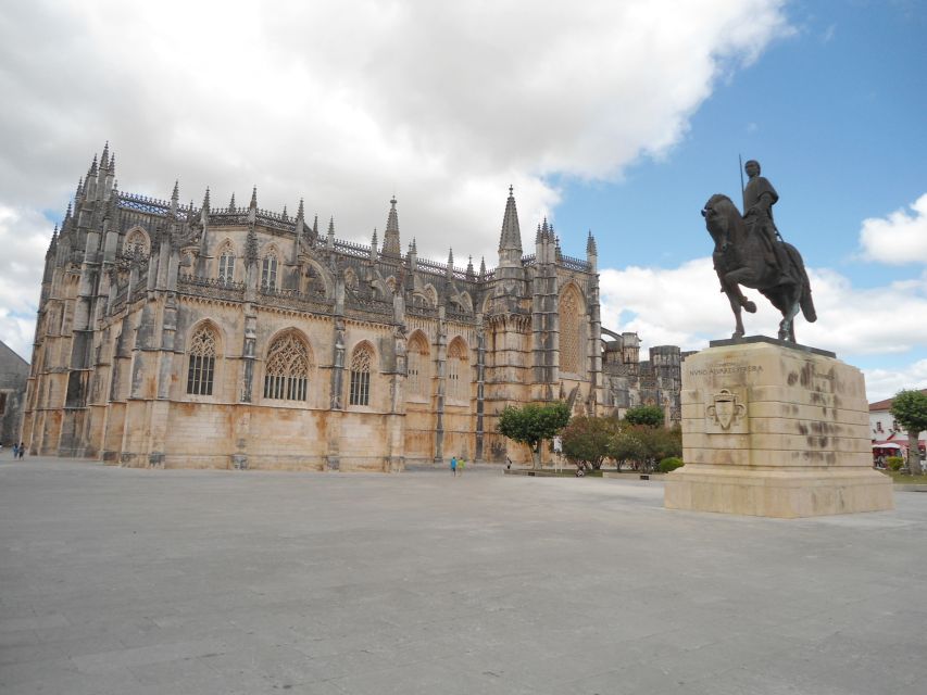 Fátima, Batalha, Alcobaça, Nazaré and Óbidos Private Tour - Who should book this day trip?