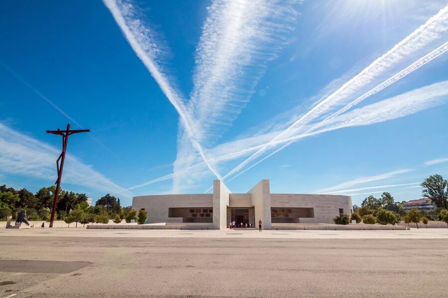 Fátima: Half-Day Tour - Leaving Lisbon from Marques of Pombal Square
