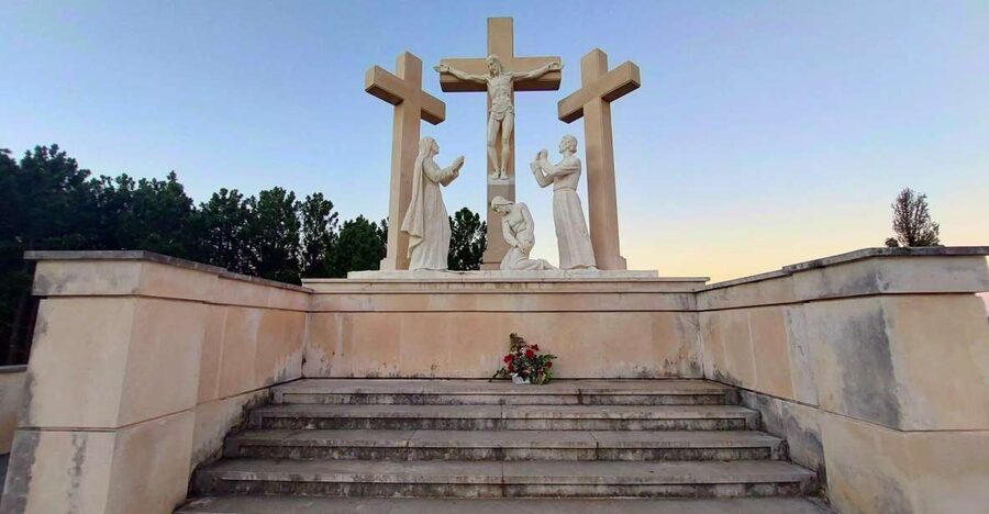 Fátima Private Tour: Shrine| Sacred Path |Shepherds House - Francisco and Jacinta’s home