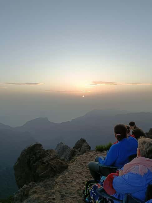 From 0 to 1818 meters to Pico do Arieiro Sunrise - A small group makes the early morning easier