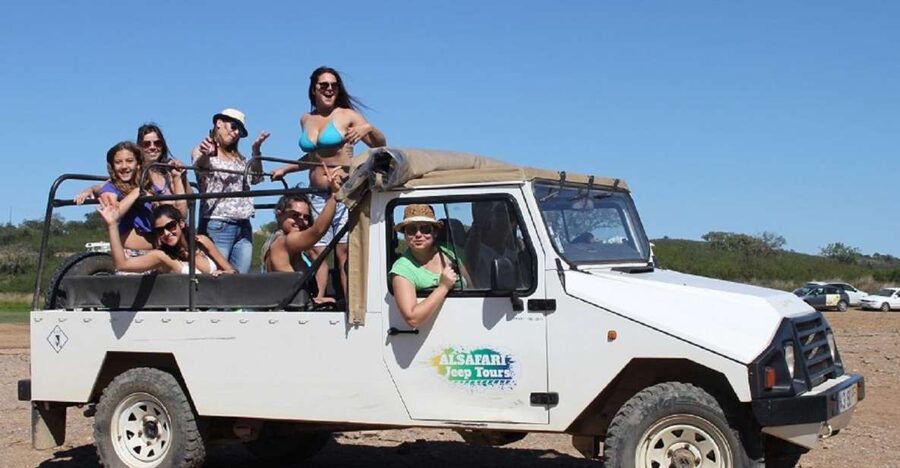 From Albufeira: Half-Day Algarve Jeep Safari - Small villages and old Algarve architecture