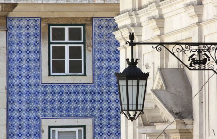 From Algarve: Lisbon City Tour with Shopping - Why this makes sense from the Algarve