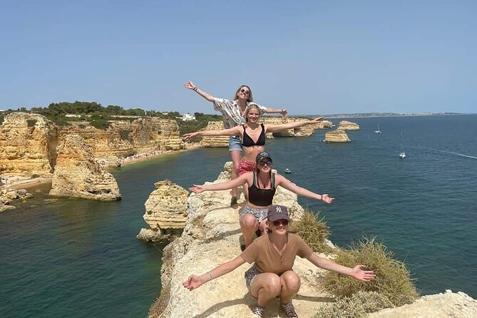 From Faro: Benagil Hiking Cliffs and the 4 Treasure Experience - What the guide adds to the day