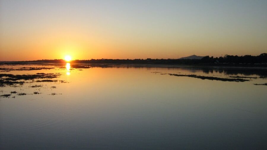 From Faro: Ria Formosa Sunset Boat Trip - Meeting the boat at Faro’s nautical club