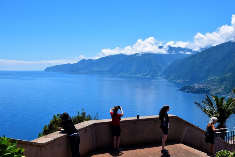 From Funchal: 2-Day Guided Tour of Madeira - Seixal and São Vicente bring cliffs, water, and village views