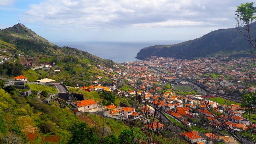 From Funchal: Machico to Porto da Cruz Larano Cliff Hike - A changing trail, not just a cliff walk