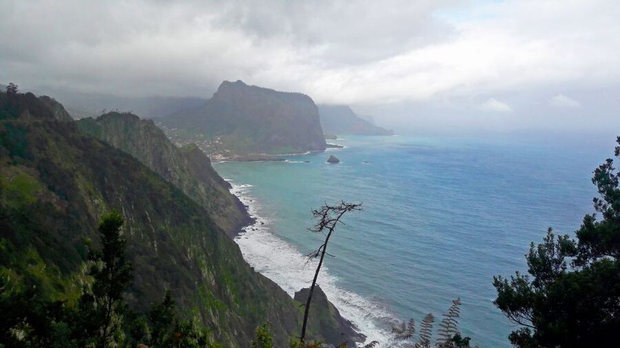 From Funchal: Machico to Porto da Cruz Larano Cliff Hike - Who should book the Larano Cliff hike?