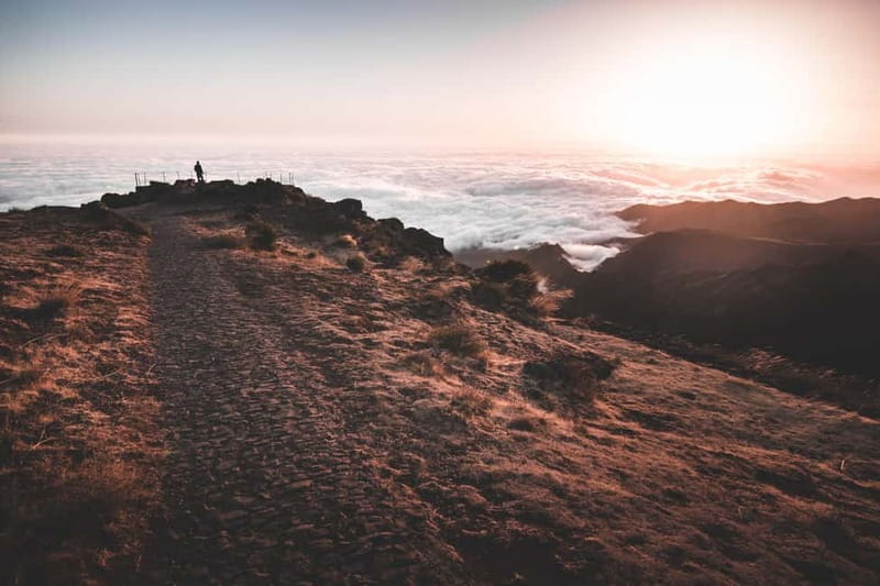 From Funchal: Pico Arieiro Sunrise with Optional Breakfast - Who should book this morning tour?