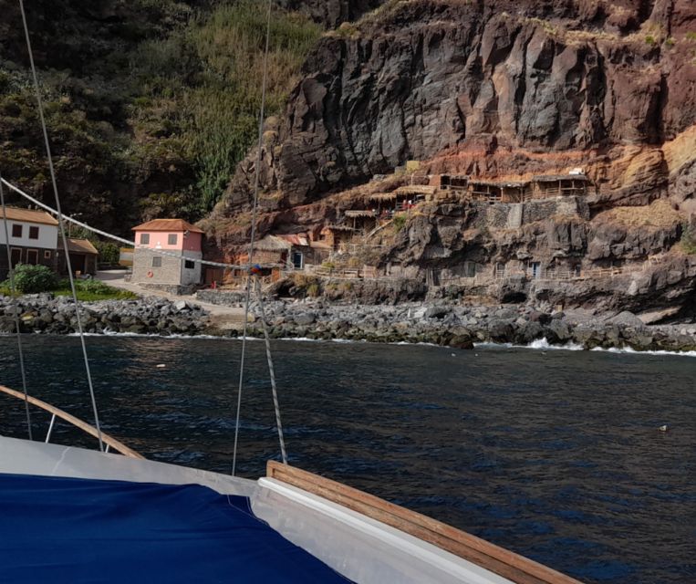 From Funchal: West Bays Sailing Tour with Lunch - Swimming in clear water beneath the cliffs
