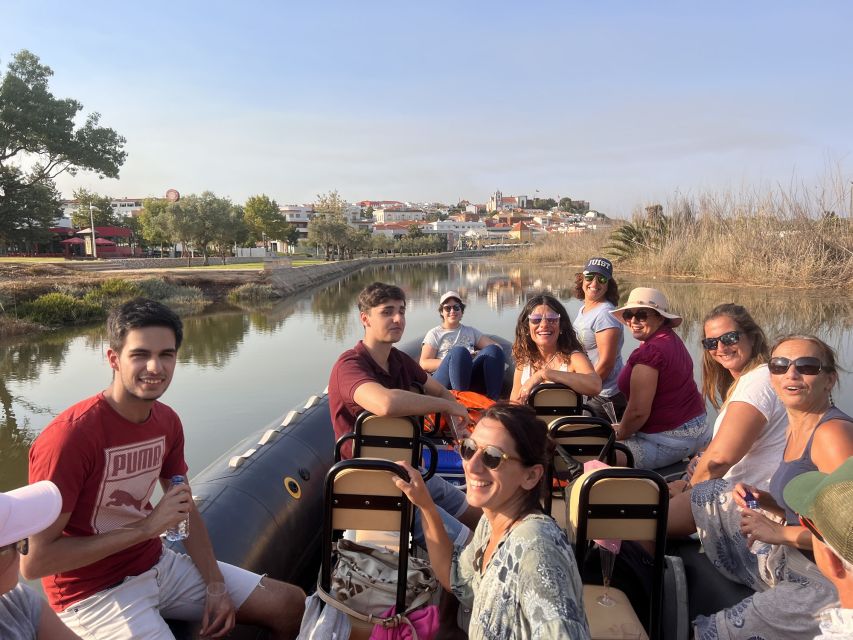 From Lagoa: Visit Silves Town by Boat with Hop Off & Hop On - Going with the tide toward Silves